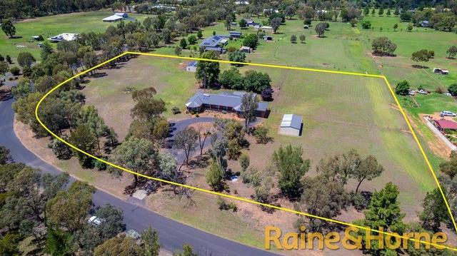 35R Debeaufort Drive, NSW 2830