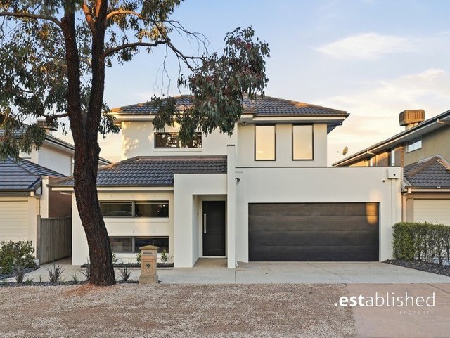 27 Coastal Promenade, VIC 3030