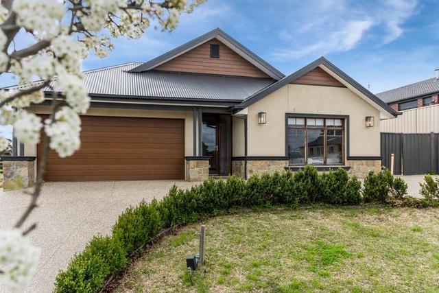 1 Wattle  Street, VIC 3658