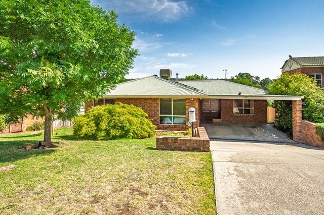 4 Orchard Way, NSW 2641