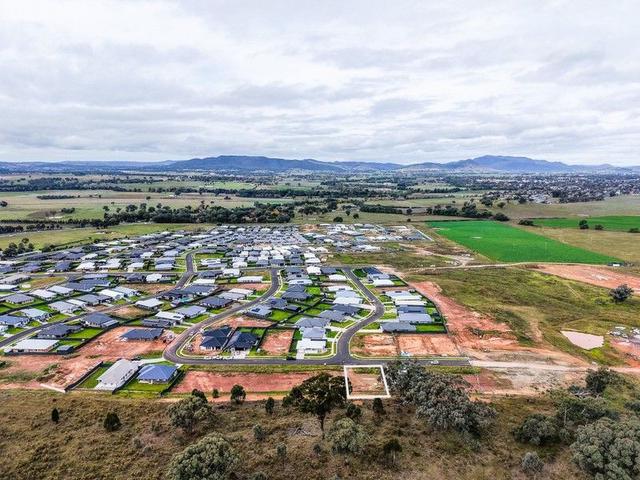 34 Davis Crescent, NSW 2850