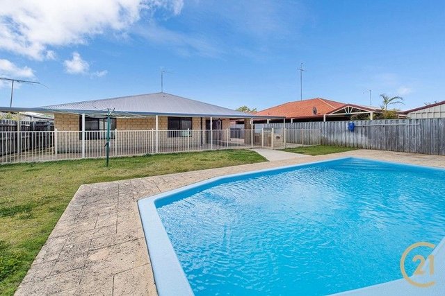 147 Peelwood Parade, WA 6210