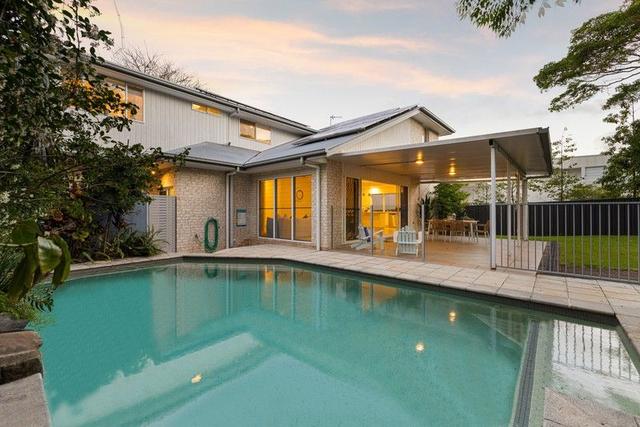 16 Bairnsdale Street West, QLD 4556