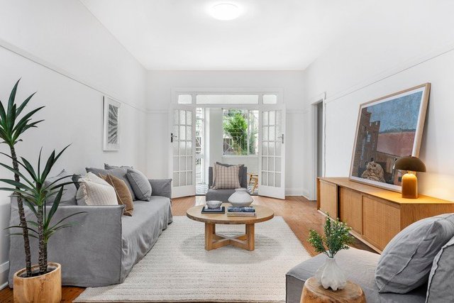 2/4 Ithaca Road, NSW 2011