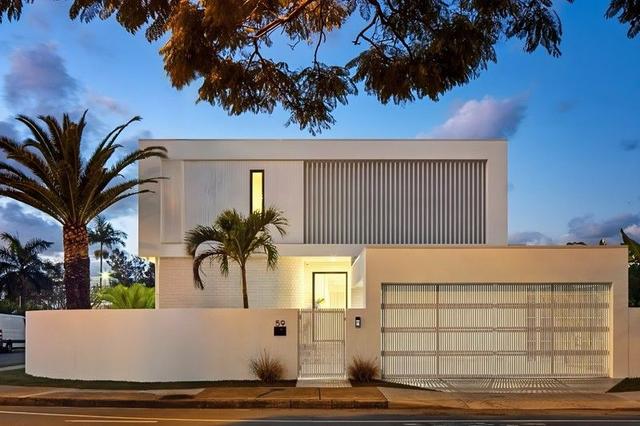 59 T E Peters Drive, QLD 4218