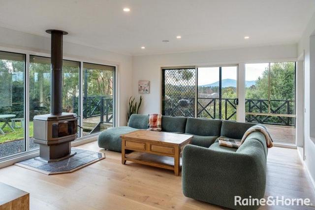 15 Morilla Court, VIC 3437