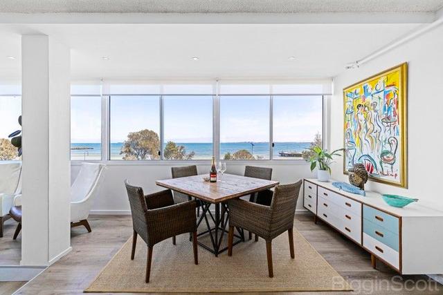 2A/12 Marine Parade, VIC 3182