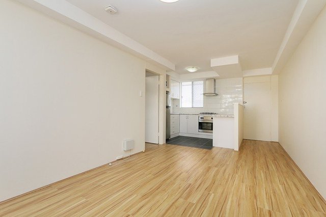 10/73 King George Street, WA 6100