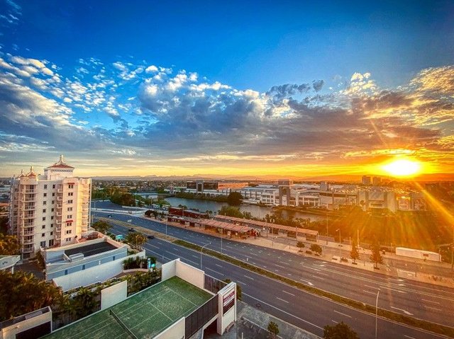 1008/22 Surf Parade, QLD 4218