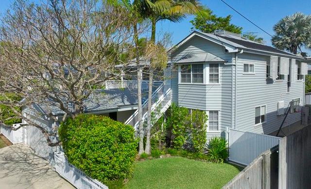 247 Rainbow Street, QLD 4017