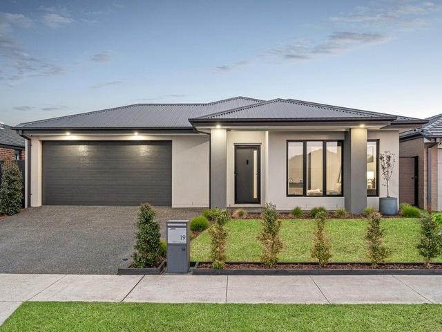 19 Hikari Crescent, VIC 3977