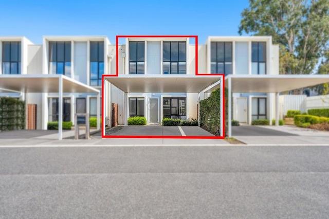5 Surrey  Court, VIC 3083