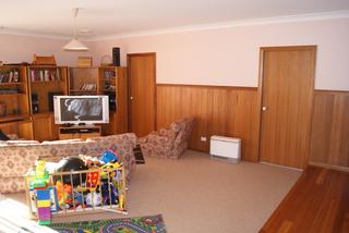 Lounge Room (2011-05-14)