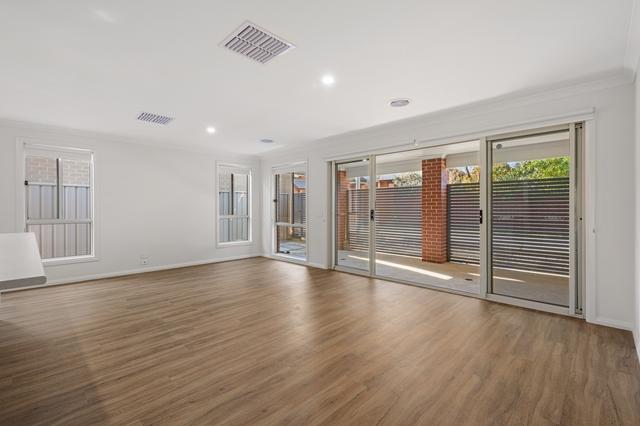2/680 Pemberton Street, NSW 2640