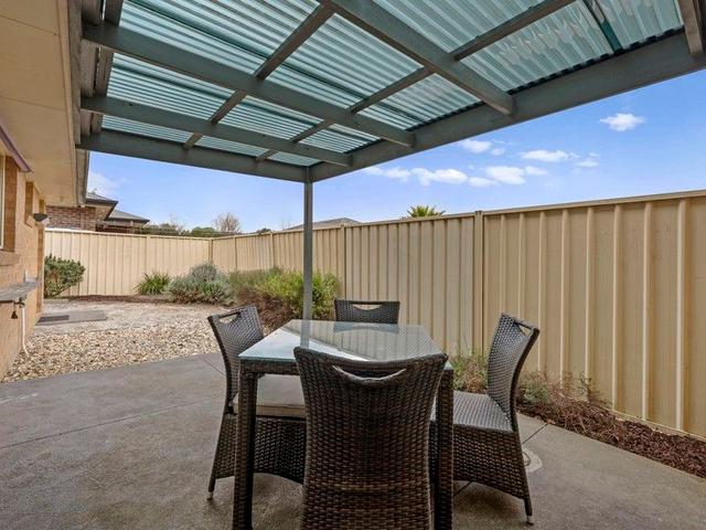 2/3 Bellview Court, VIC 3722
