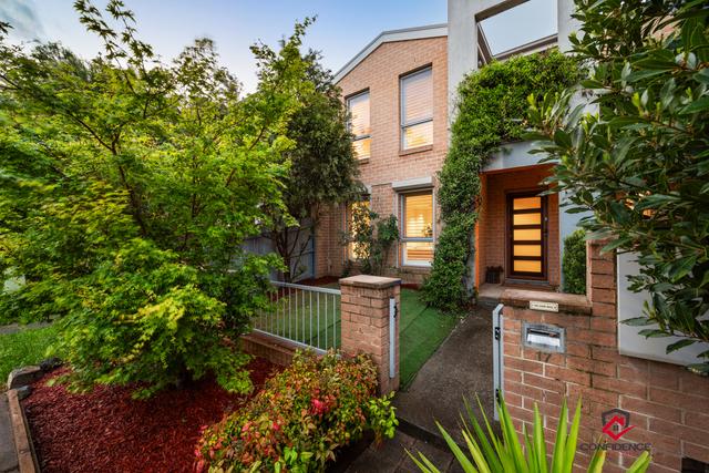 17 Neil Currie Street, ACT 2913