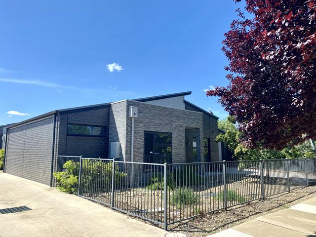 1/206 McKinlay Street, VIC 3564