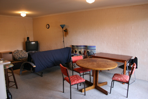 Lounge (2005-12-19)
