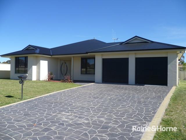 21 Brooklands Drive, NSW 2800