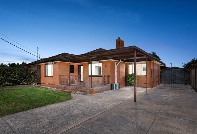 63 Curtin Avenue, VIC 3075