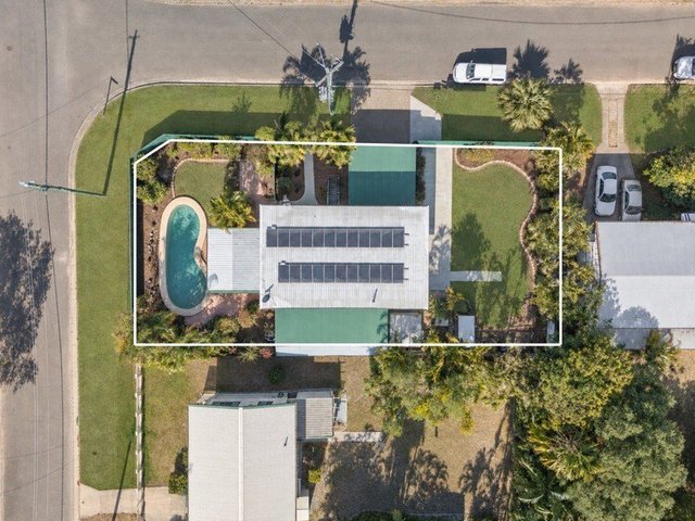 2 Mynah Crescent, QLD 4815