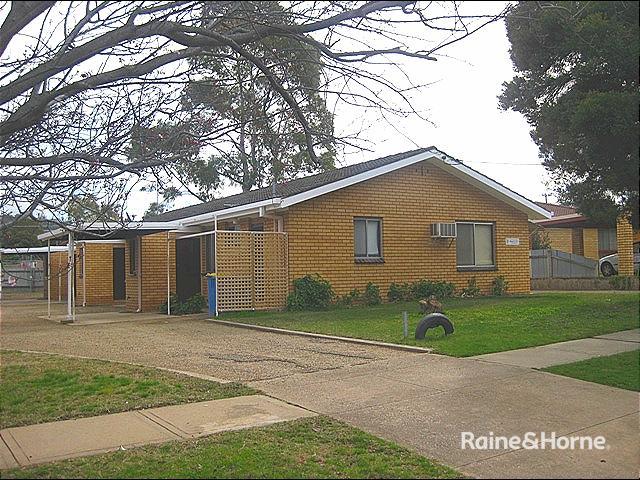 2/91 Ziegler Avenue, NSW 2650