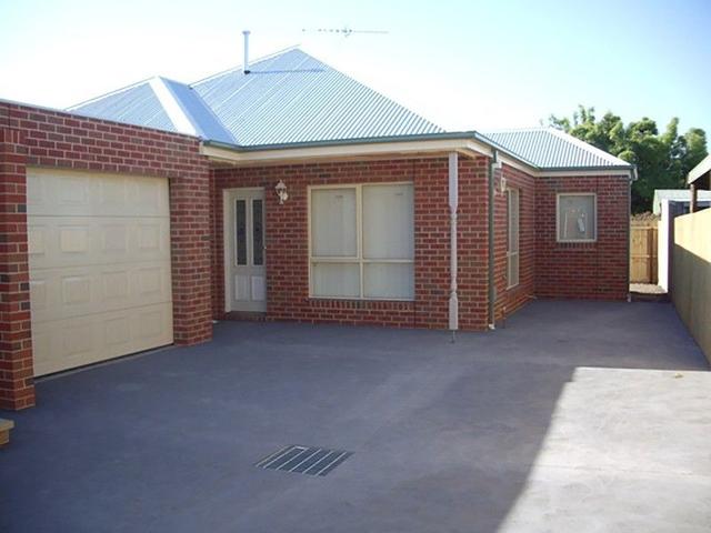 2/78 Britannia Street, VIC 3218