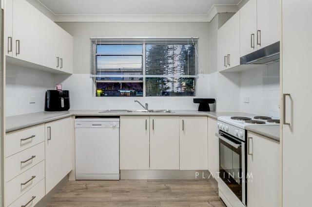 2/2936 Gold Coast Highway, QLD 4217