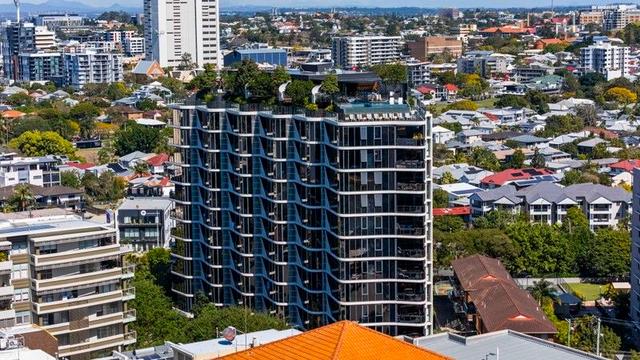 1103/232 Wellington Road, QLD 4169
