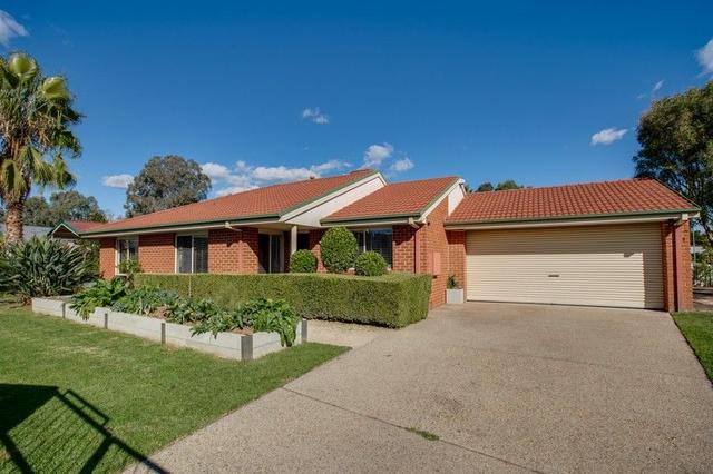 922 Fairview Drive, NSW 2640