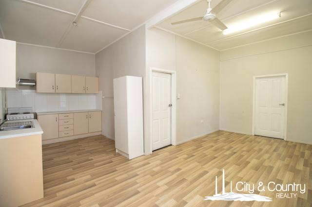 Unit 2/32 Dempsey Street, QLD 4825