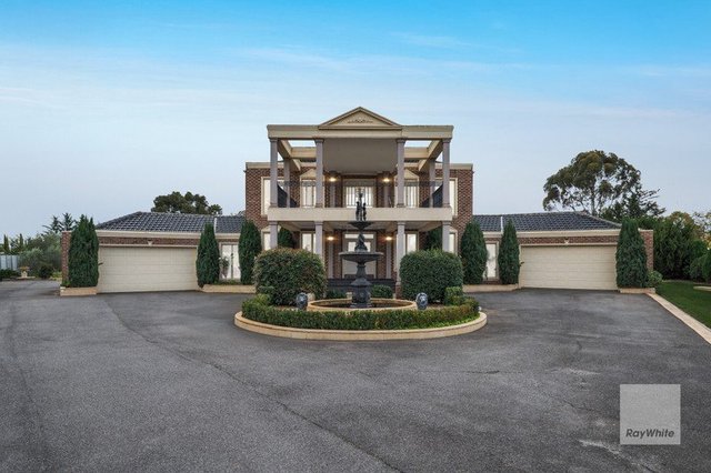 6 Rupicola Court, VIC 3037