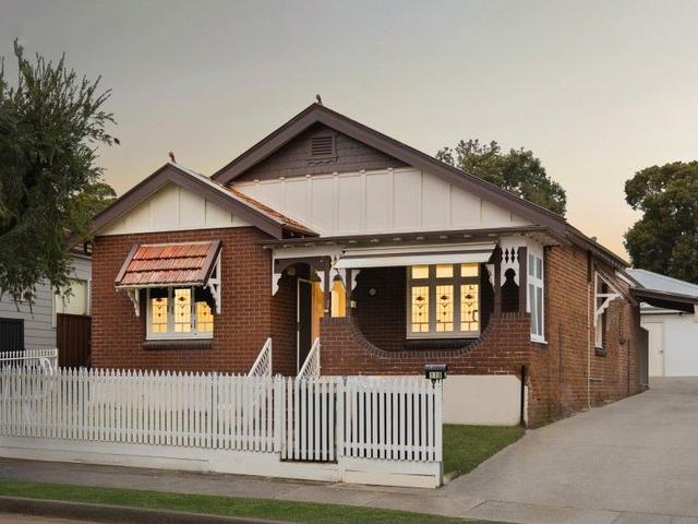 110 Yangoora Road, NSW 2195