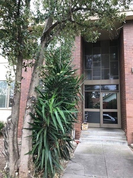 1/1158 Dandenong Rd, VIC 3163