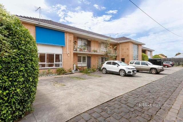 2/110 Miller Street, VIC 3068