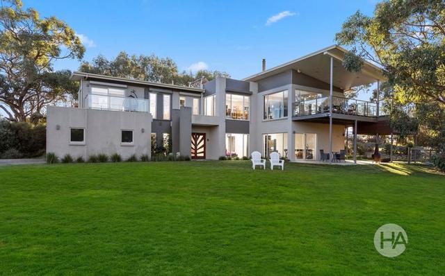 184 Albert Ruttle Drive, VIC 3996