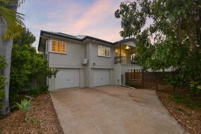 2/64 Hammett Street, QLD 4812