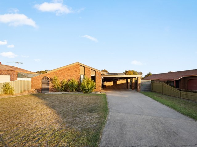 21 Wentworth Court, NSW 2641