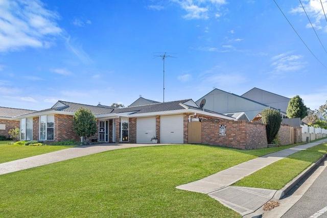1 Crookston Drive, NSW 2570