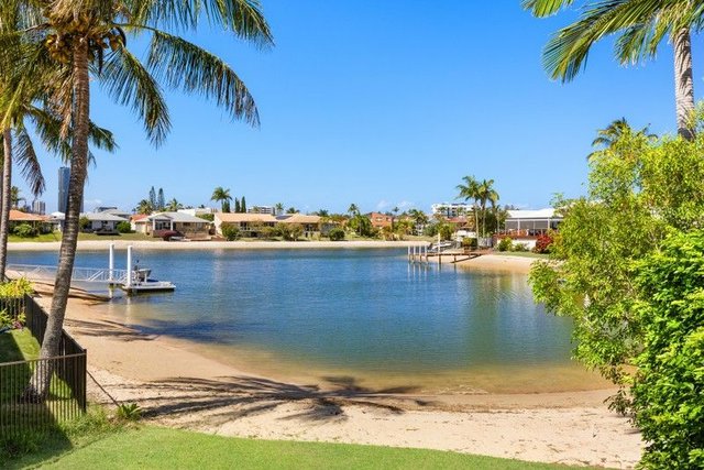 12 Cadence Avenue, QLD 4218