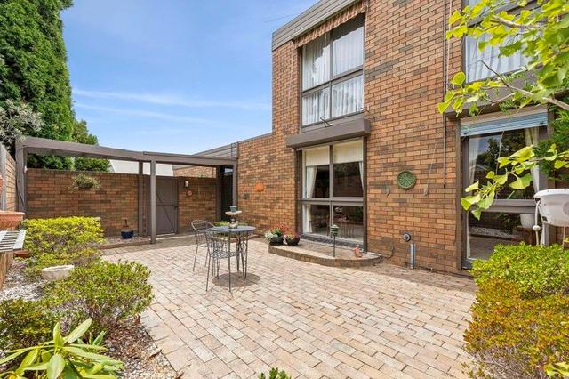 8/3 Hermitage Road, VIC 3220