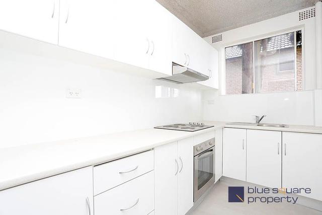 2/25 George, NSW 2204