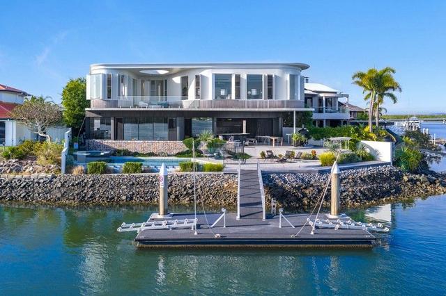 23 Hume Parade, QLD 4216