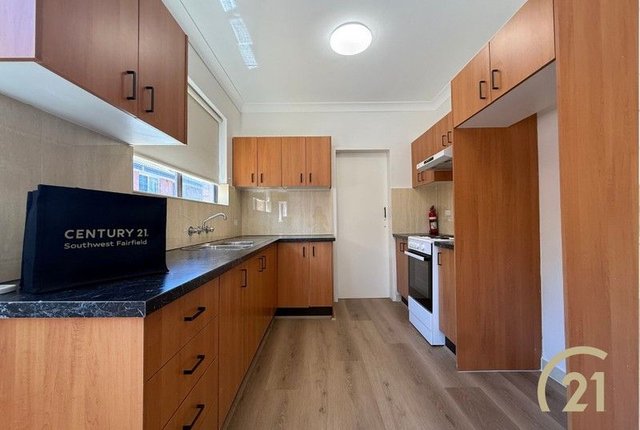 3/64 Speed Street, NSW 2170