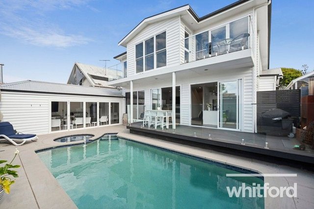 42 Laurel Bank Parade, VIC 3220