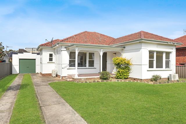 135 Kembla Street, NSW 2500