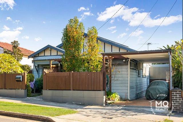 8 Greenlee Street, NSW 2141