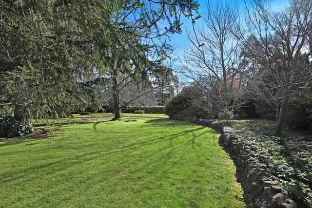 21 Sullivan Rd, NSW 2576
