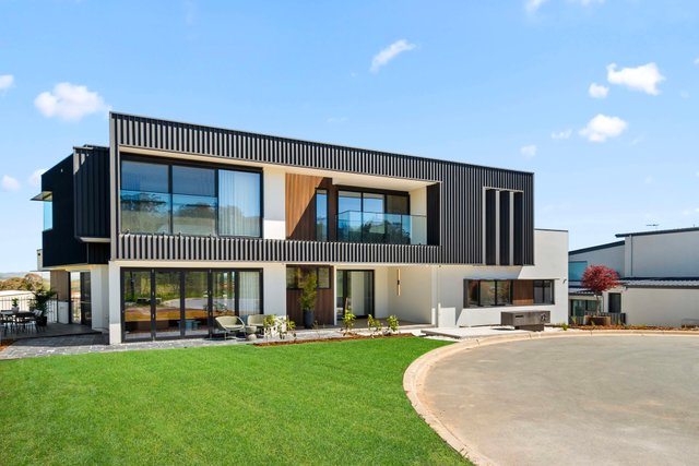 12 Mirri Close, ACT 2914