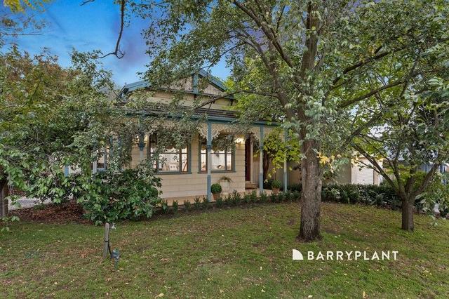 1 Adelaide  Close, VIC 3806